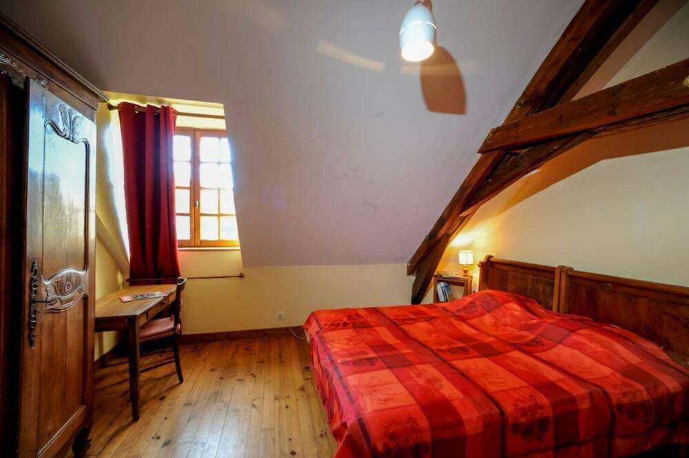 Photo of Bedroom in Ligny-le-Ribault