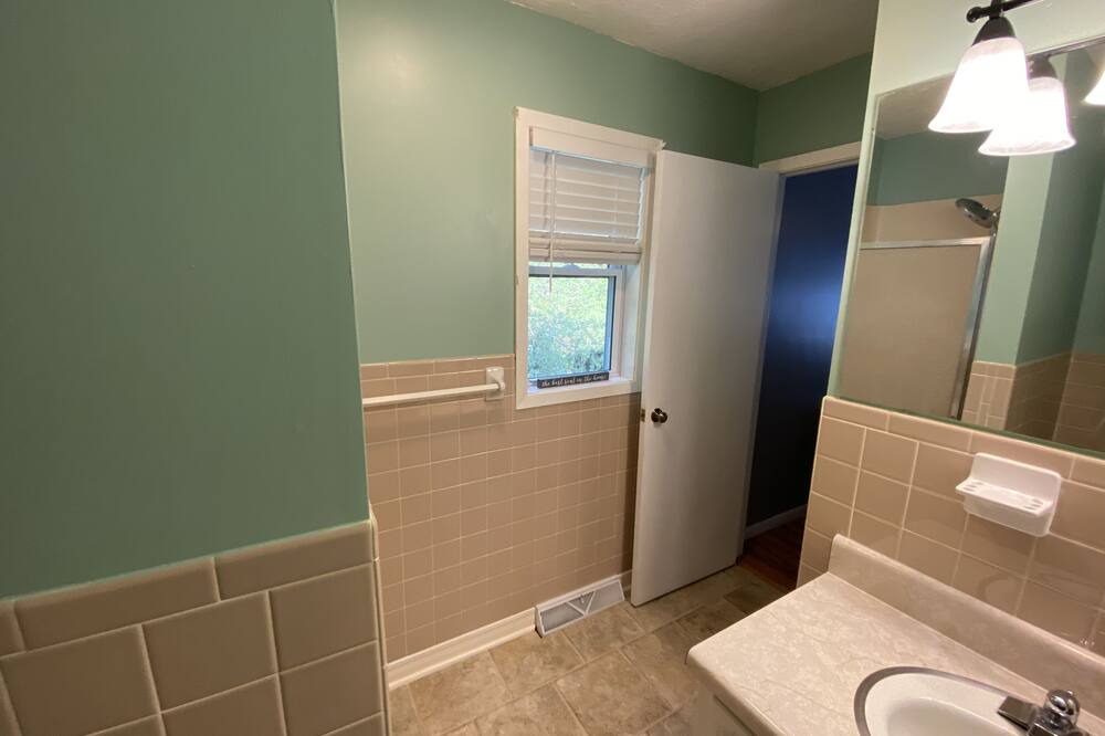 Photo of Bathroom in Horseshoe Bend