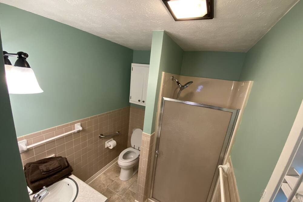 Photo of Bathroom in Horseshoe Bend