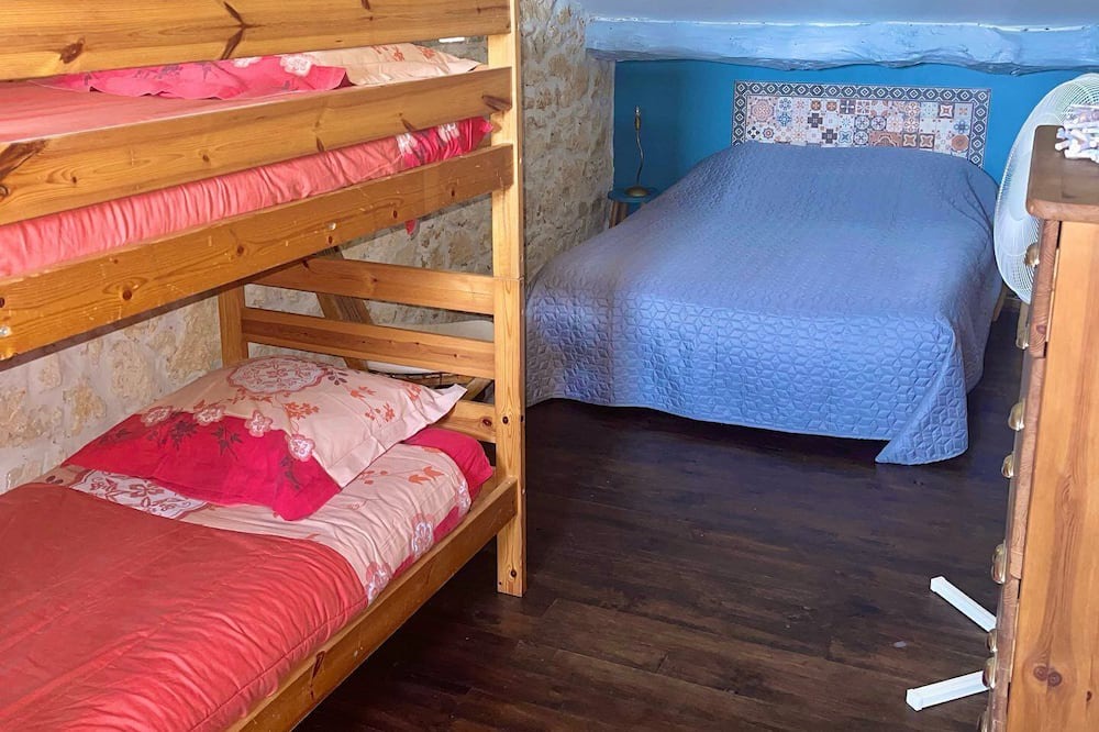Photo of Bedroom in Madaillan