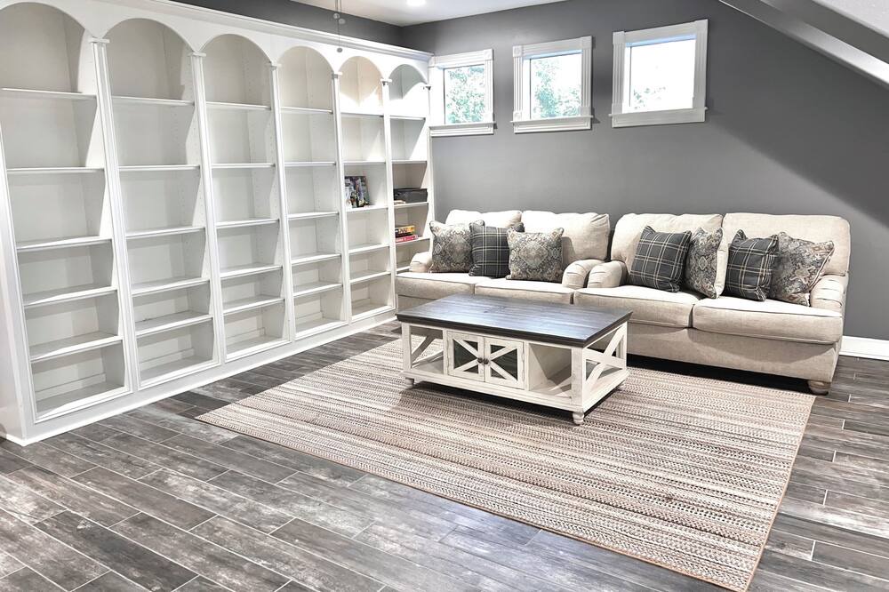 Photo of Livingroom in Porter