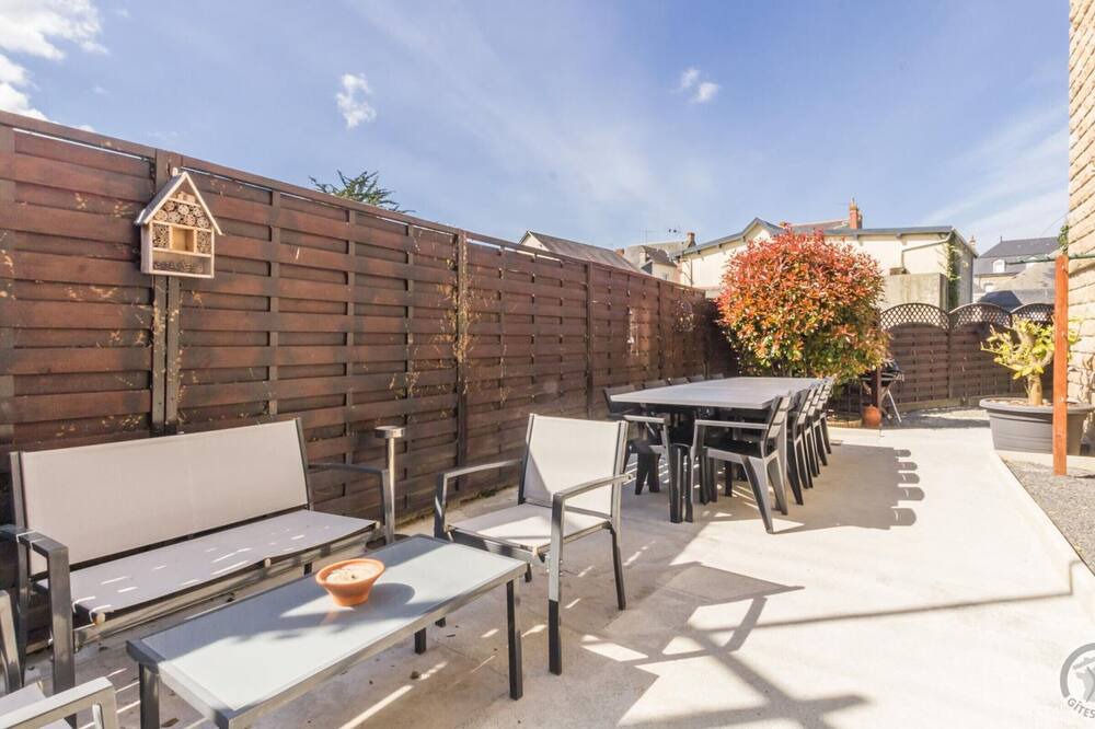 Photo of Patio Balcony in Pontorson