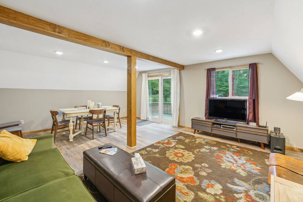 Photo of Livingroom in Ludington