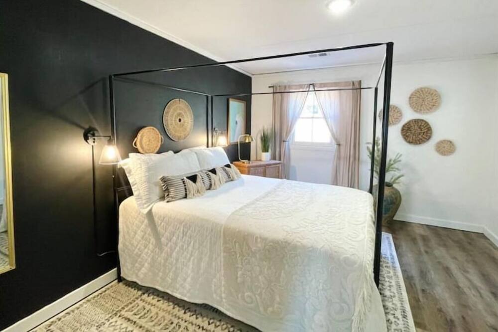 Photo of Bedroom in Ironton
