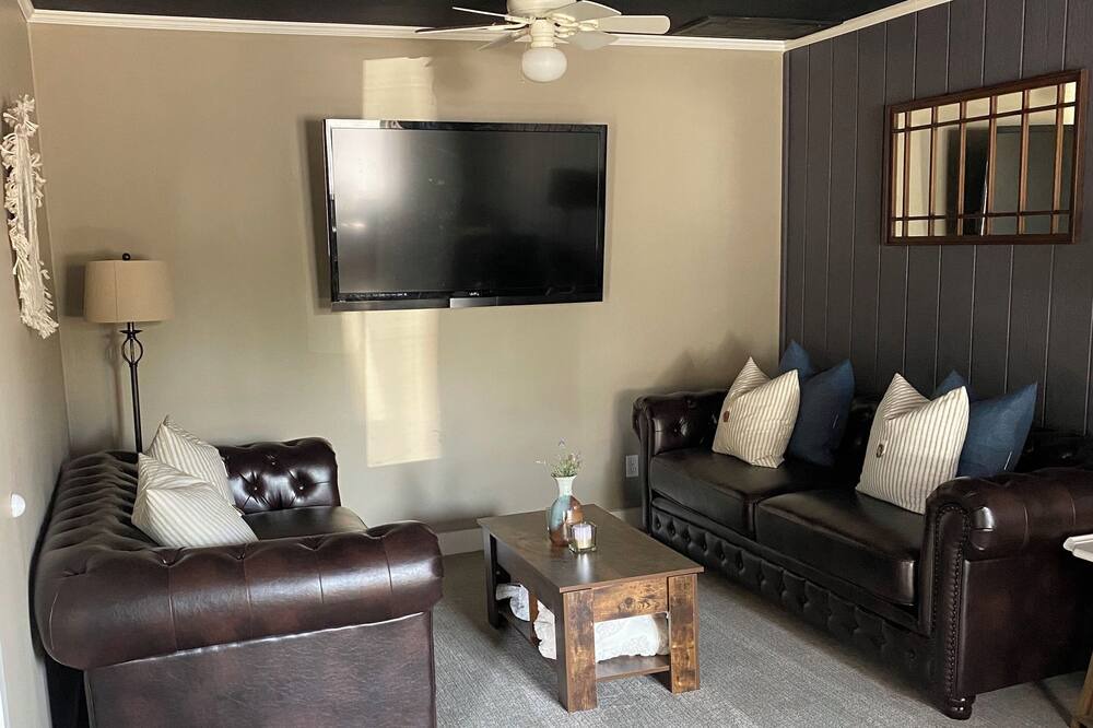 Photo of Livingroom in Ellensburg