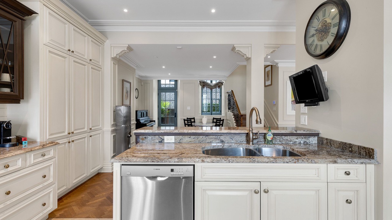 Photo of Kitchen in International District