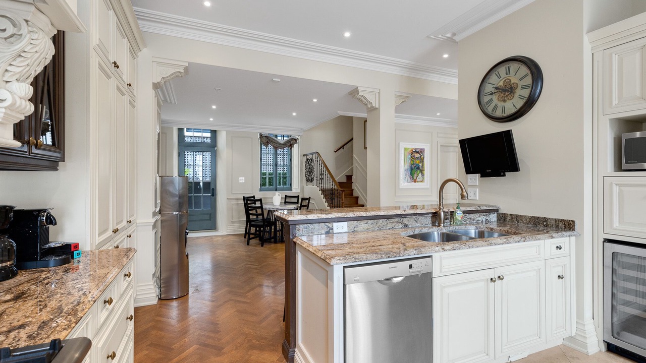 Photo of Kitchen in International District
