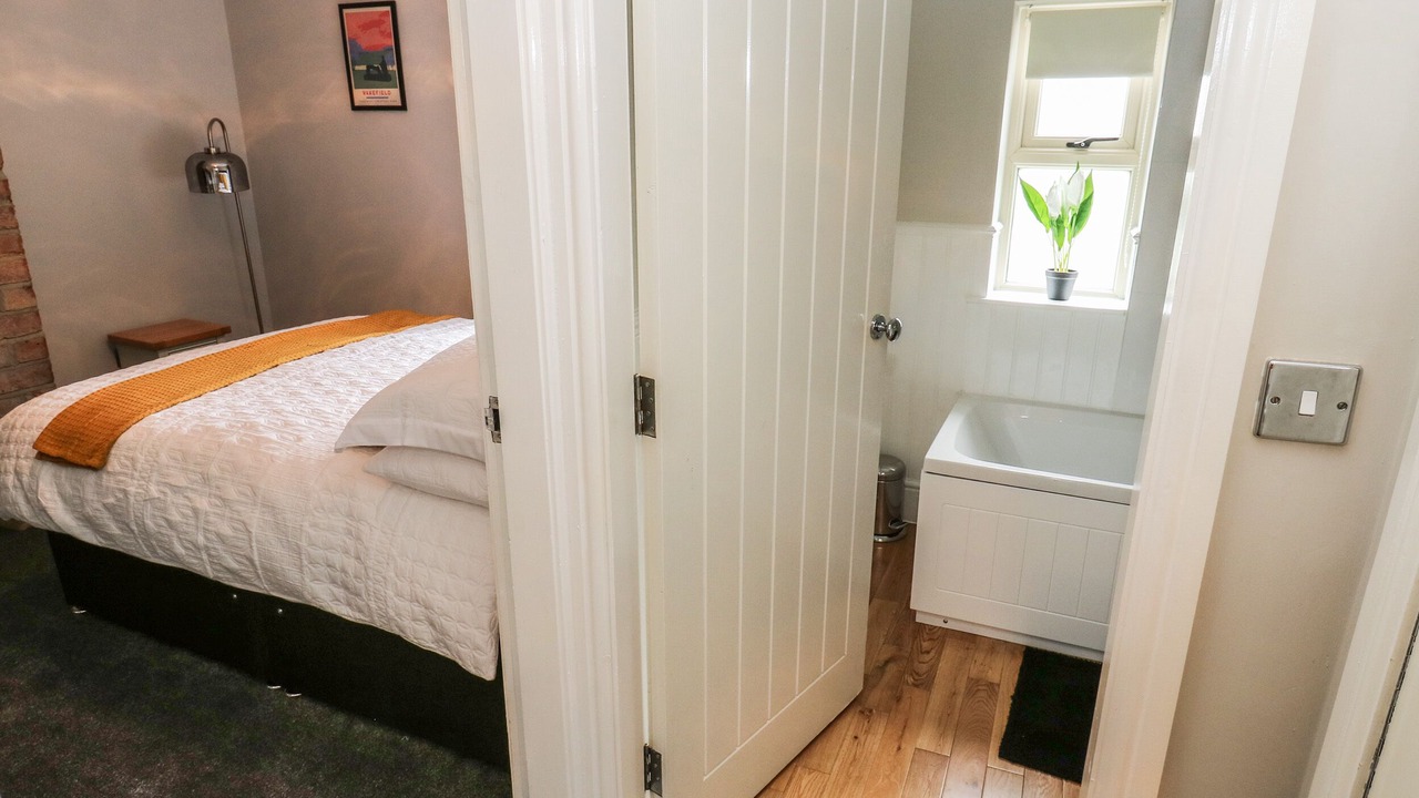 Photo of Others in Stanley