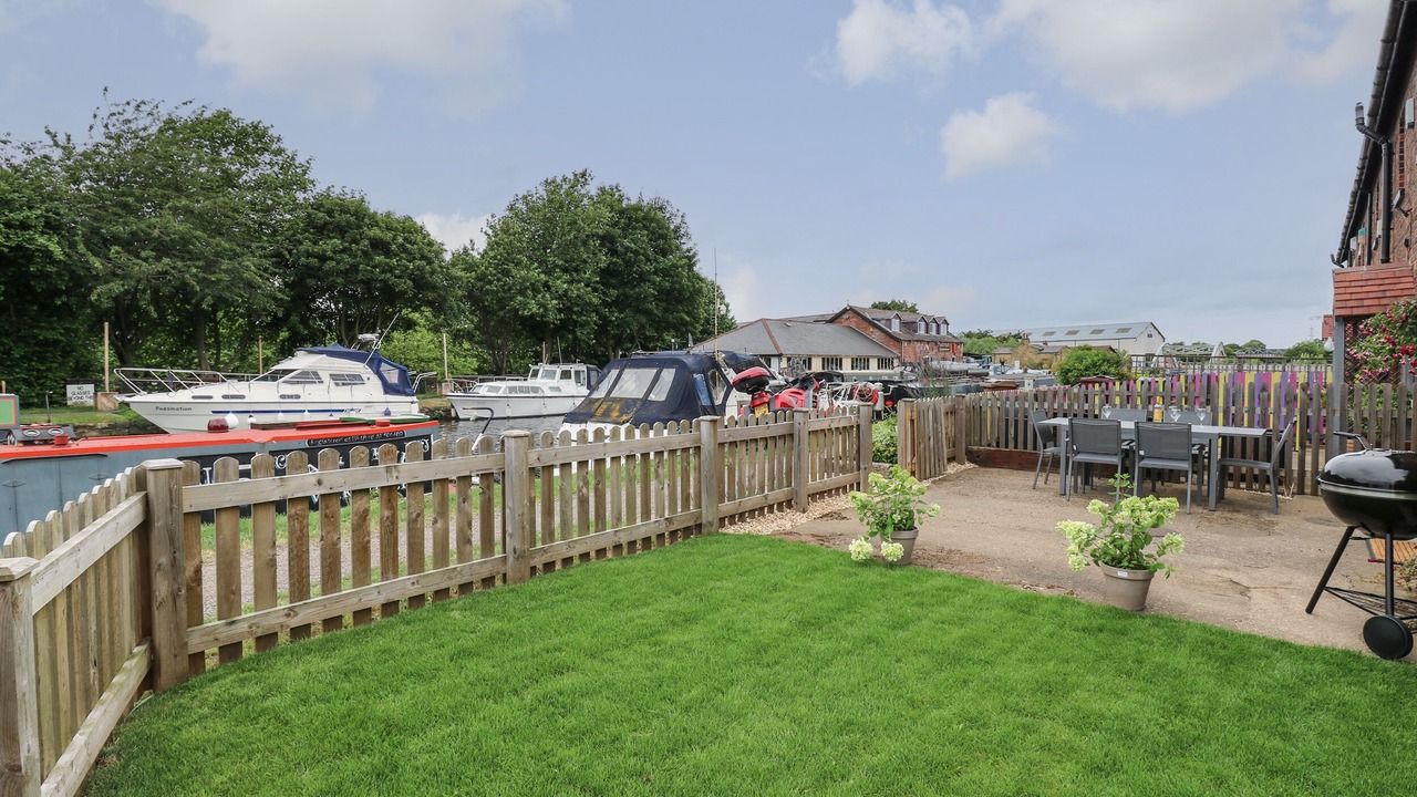 Photo of Outdoor in Stanley