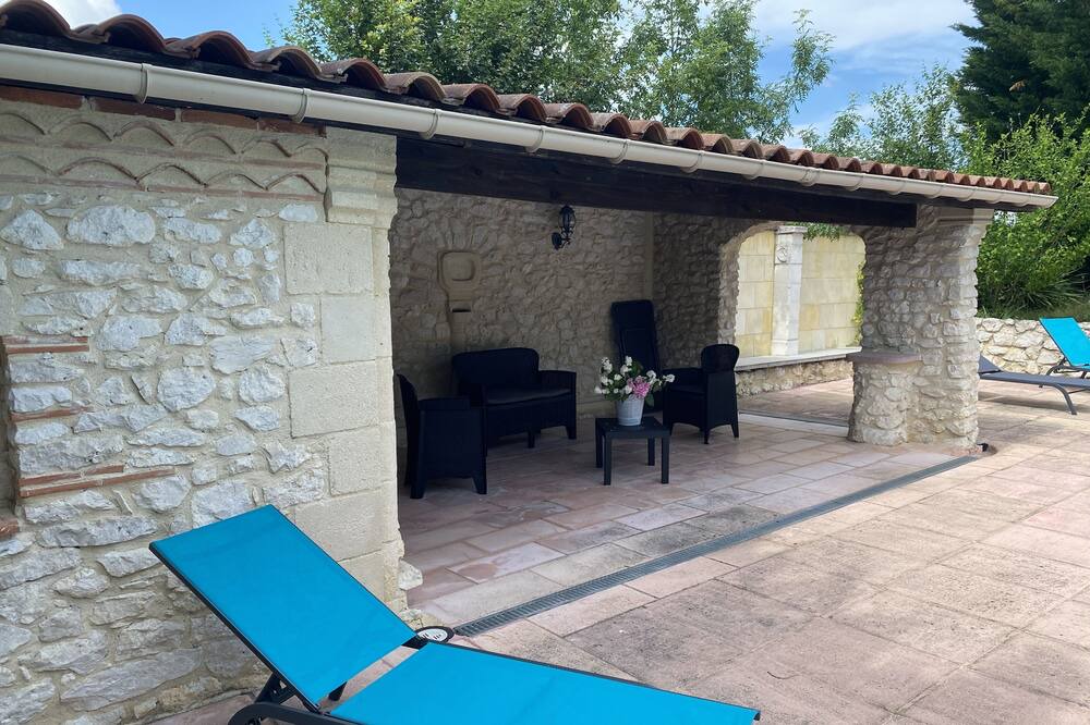 Photo of Patio Balcony in Anthe