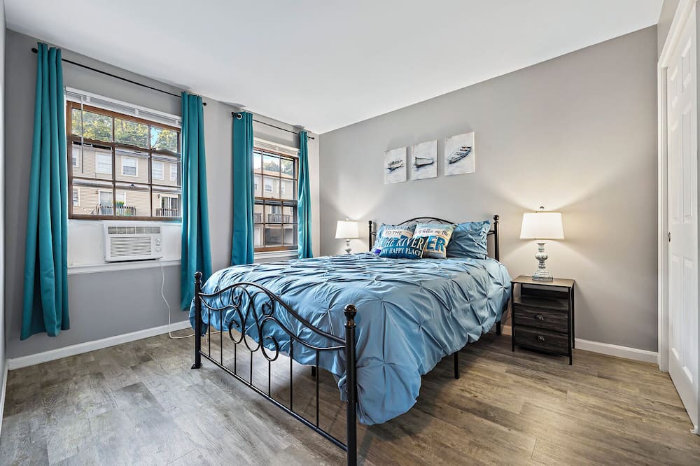 Photo of Bedroom in Yorkville