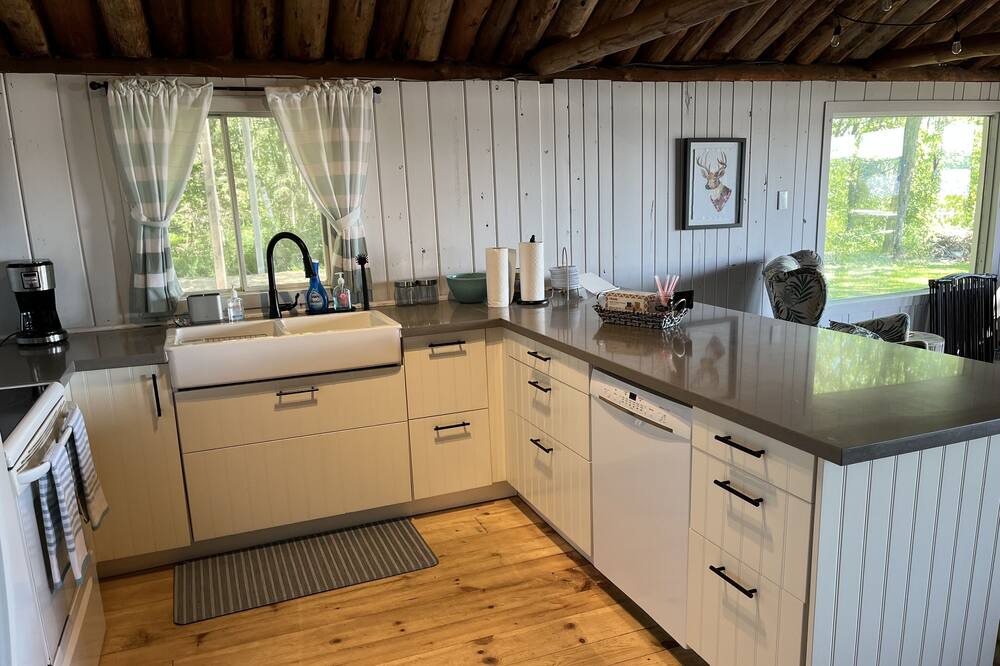 Photo of Kitchen in Armour