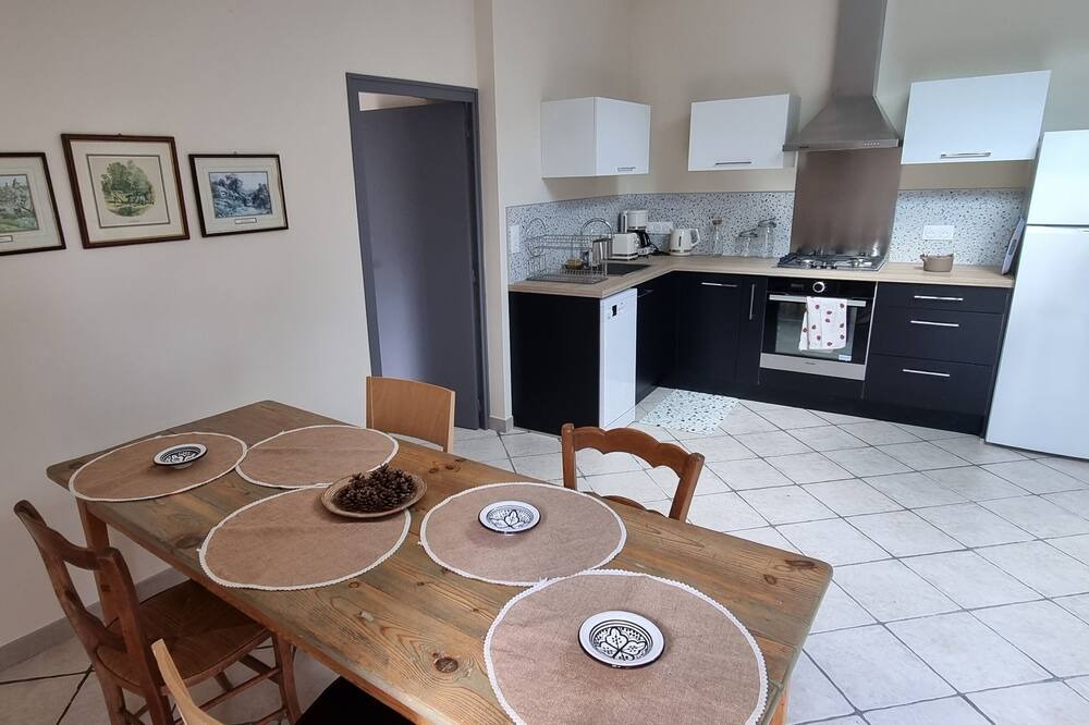 Photo of Others in Nalliers