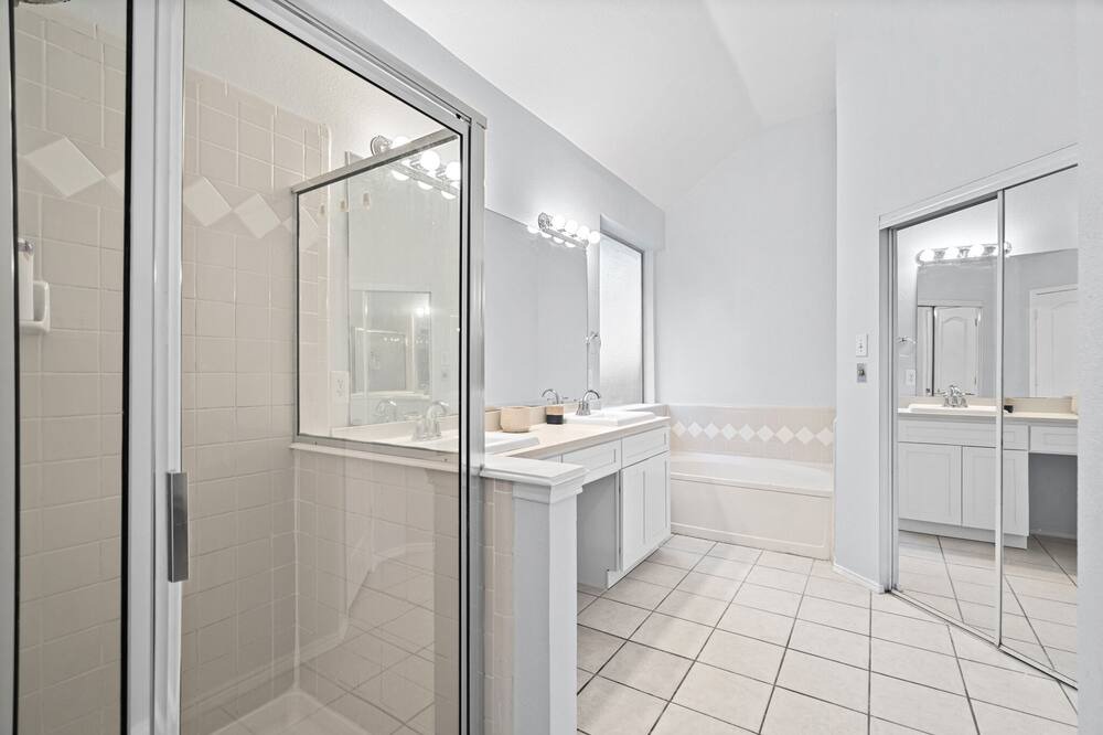 Photo of Bathroom in Frisco