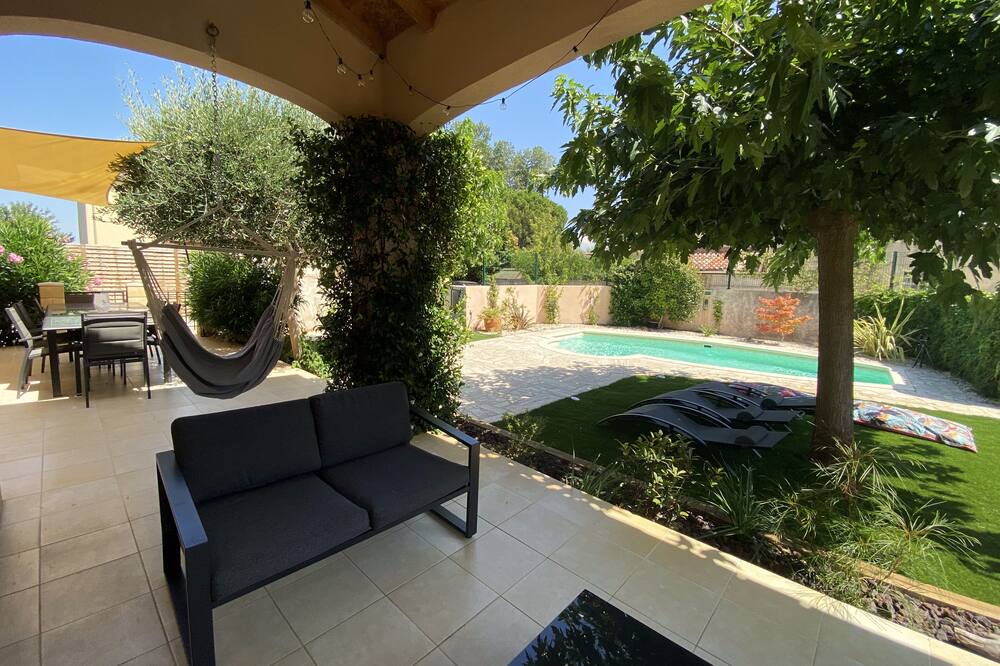 Photo of Outdoor in Entraigues-sur-la-Sorgue