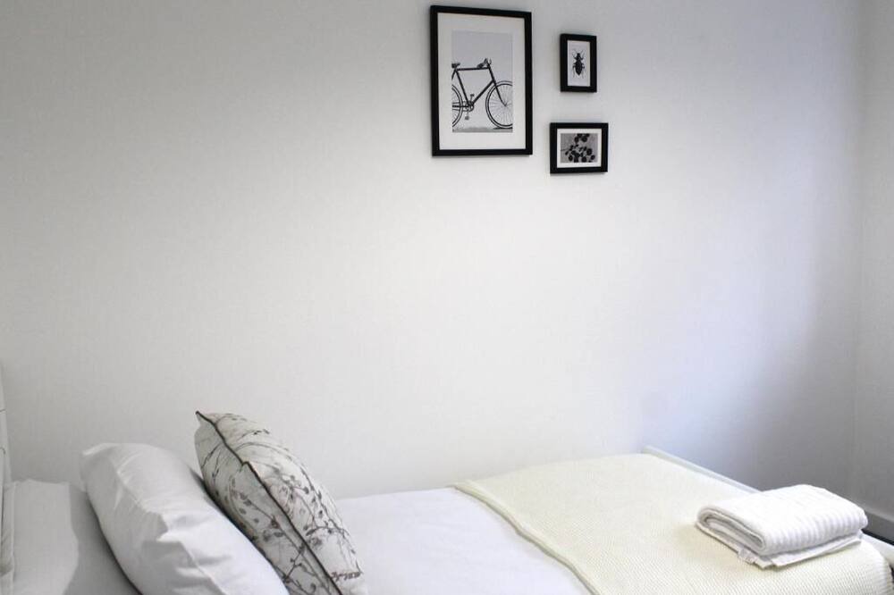 Photo of Bedroom in Didcot