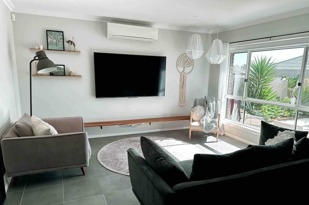 Photo of Livingroom in North Rothbury