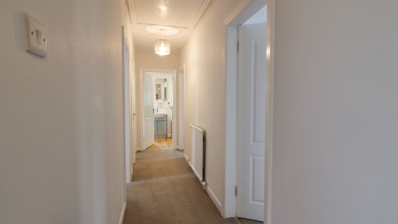 Photo of Others in Bankend