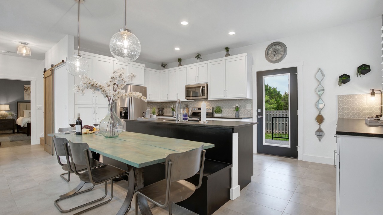 Photo of Kitchen in Waterford On Lake Travis
