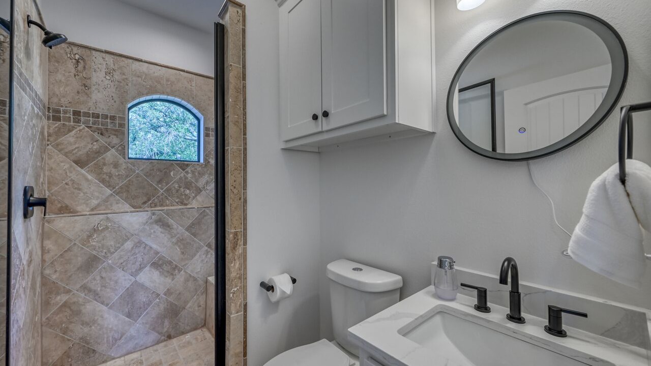 Photo of Bathroom in Spicewood