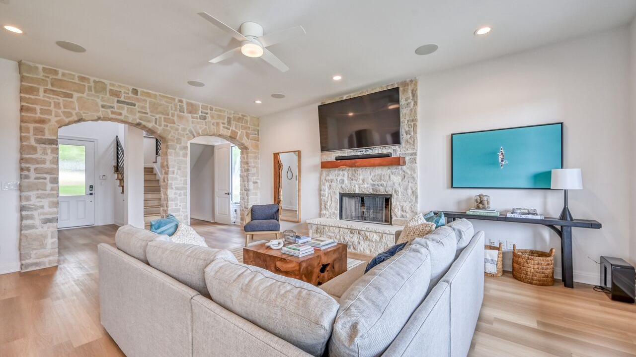 Photo of Livingroom in Spicewood