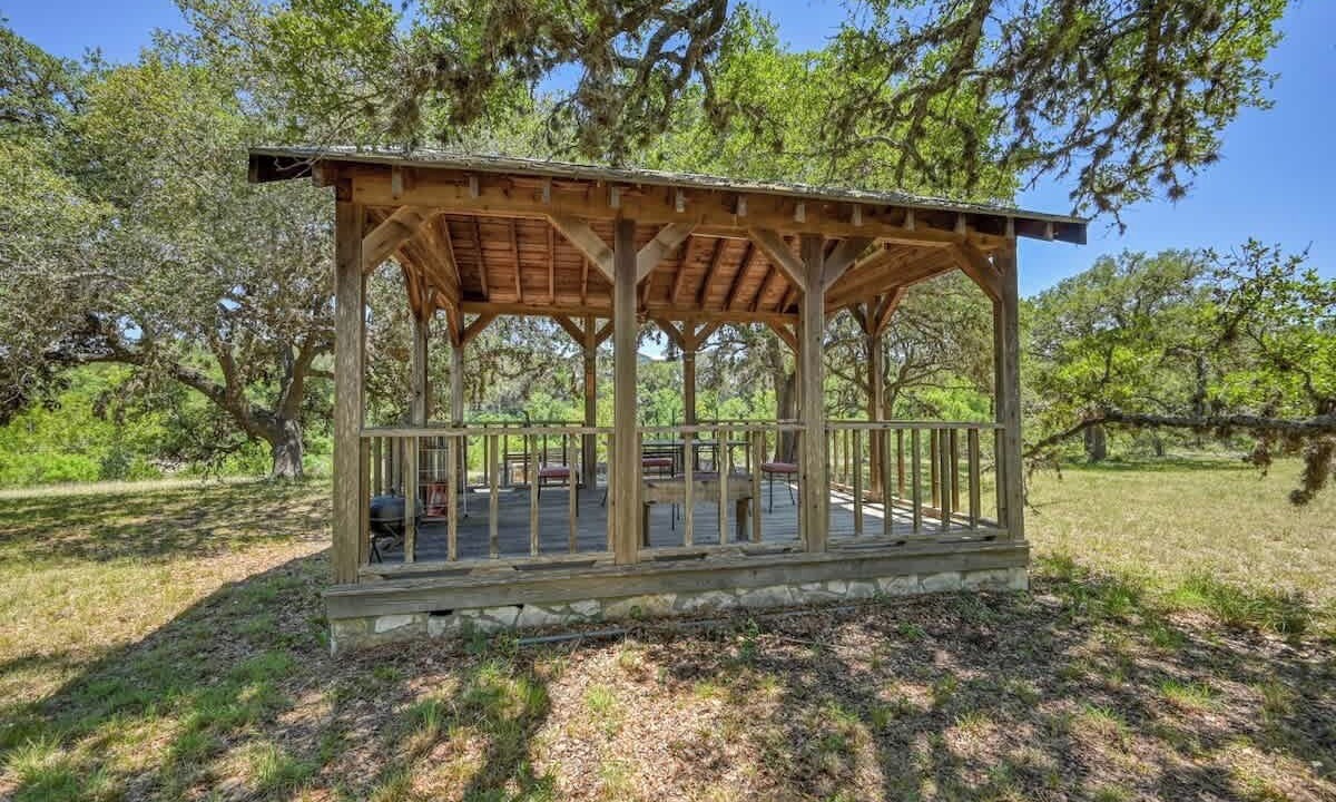 Photo of Patio Balcony in Blanco