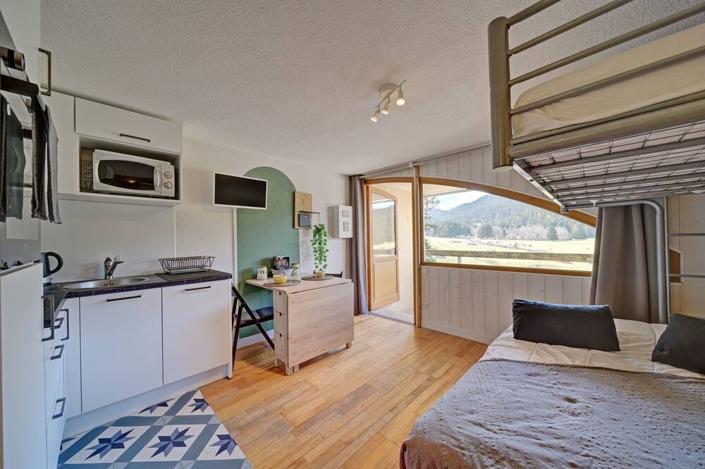 Photo of Bedroom in Campan