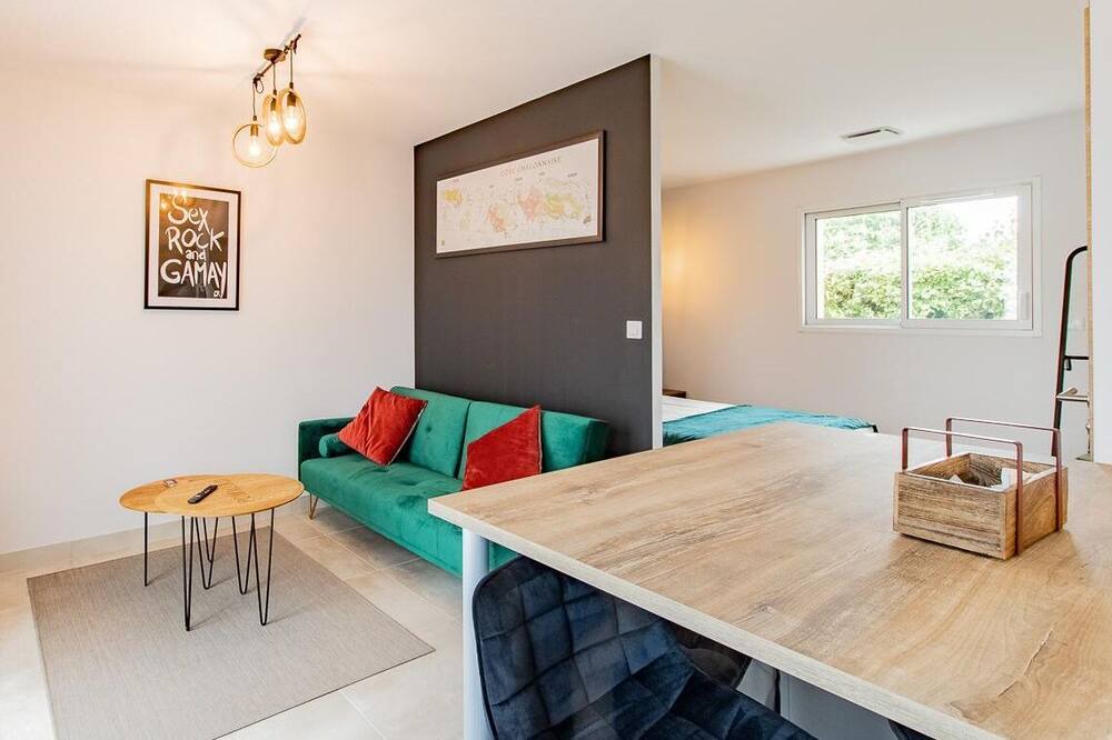 Photo of Others in Cuisery