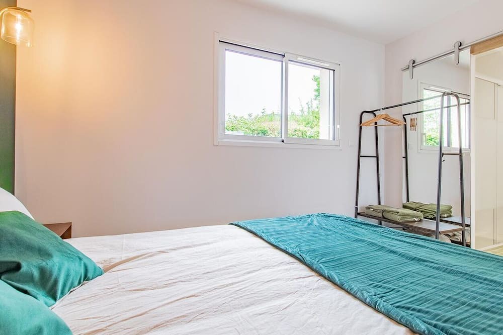 Photo of Bedroom in Cuisery