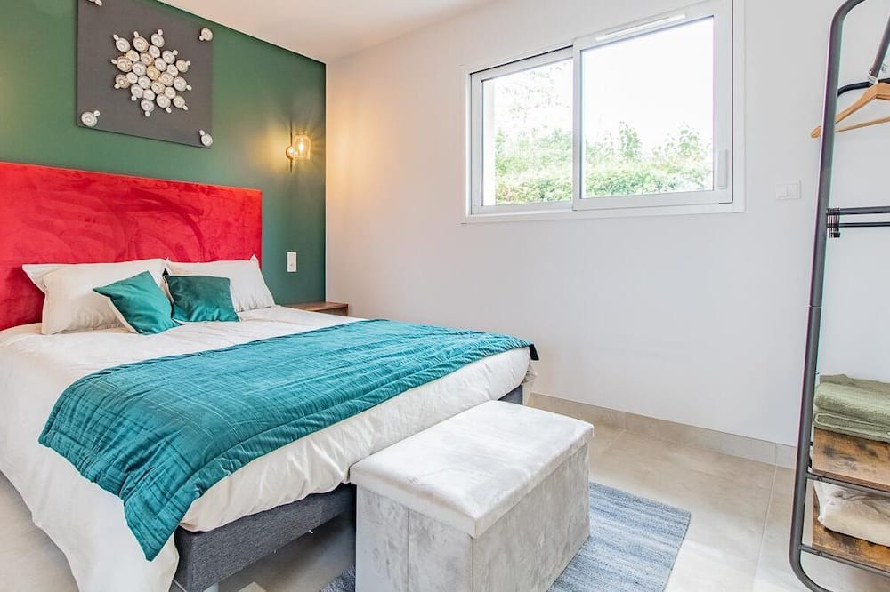 Photo of Bedroom in Cuisery