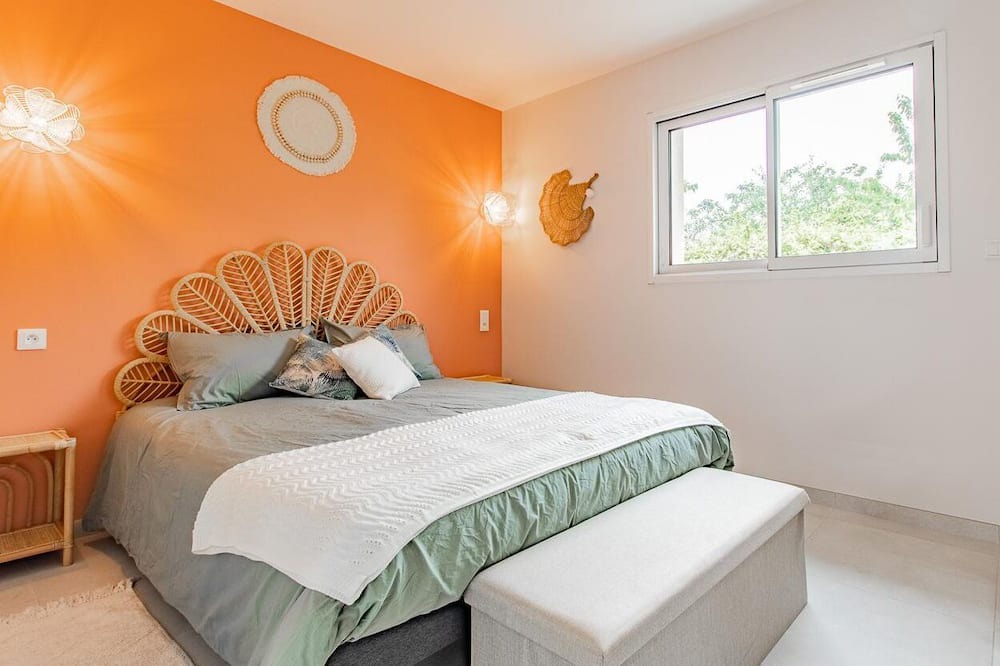 Photo of Bedroom in Cuisery