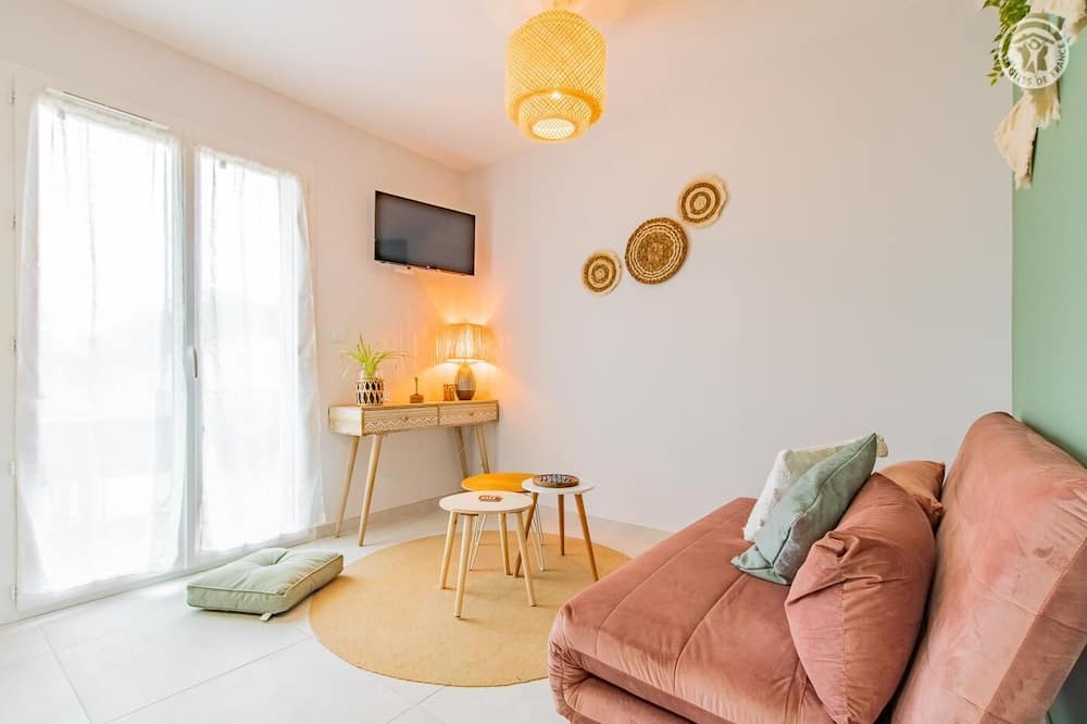 Photo of Livingroom in Cuisery