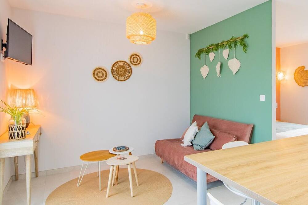 Photo of Livingroom in Cuisery