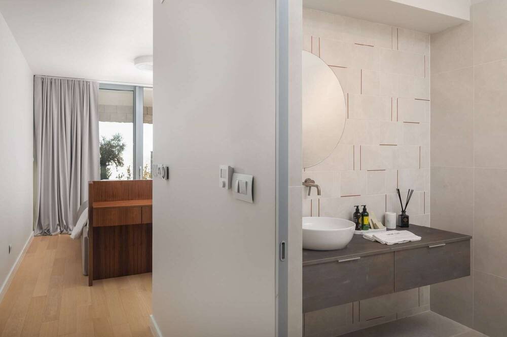Photo of Bathroom in Blato