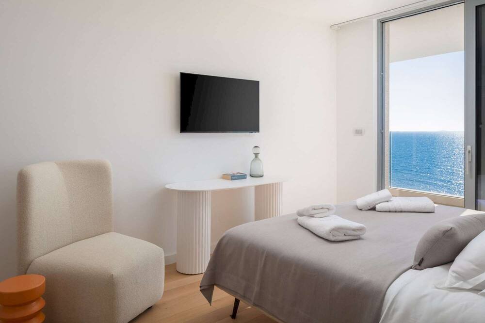 Photo of Bedroom in Blato