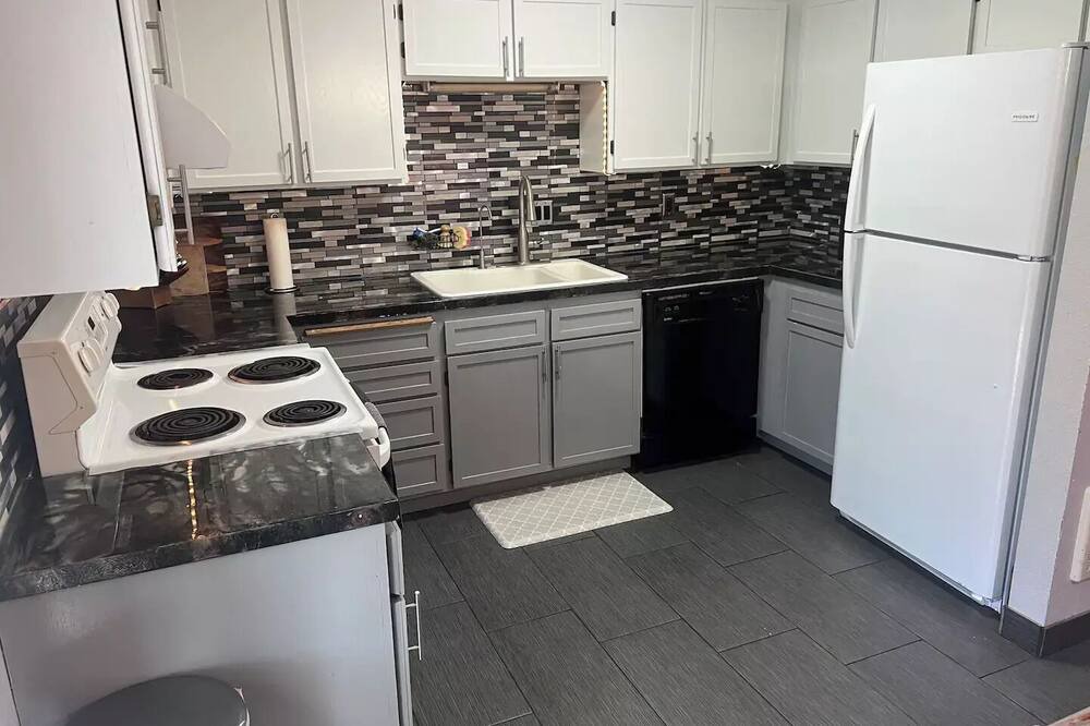 Photo of Kitchen in Prineville