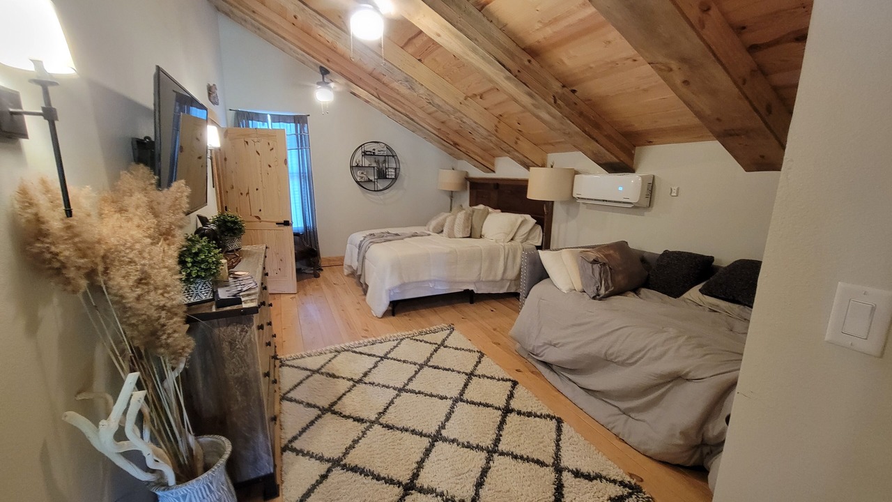 Photo of Livingroom in Harriston