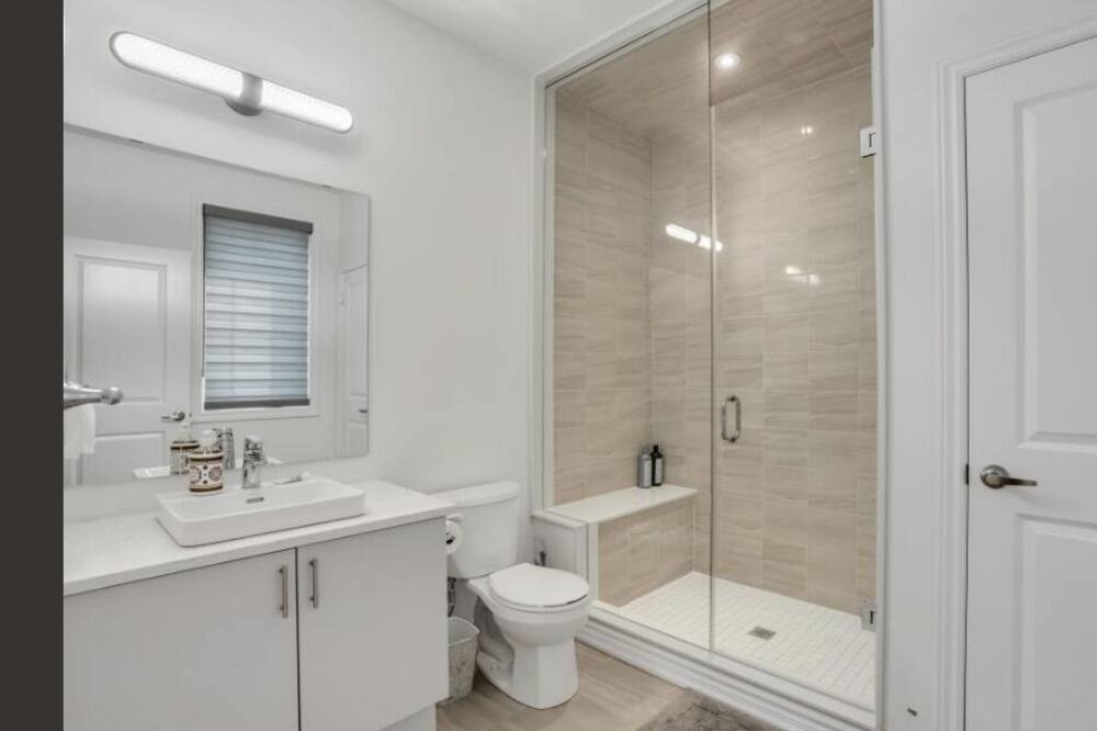 Photo of Bathroom in Wasaga Beach