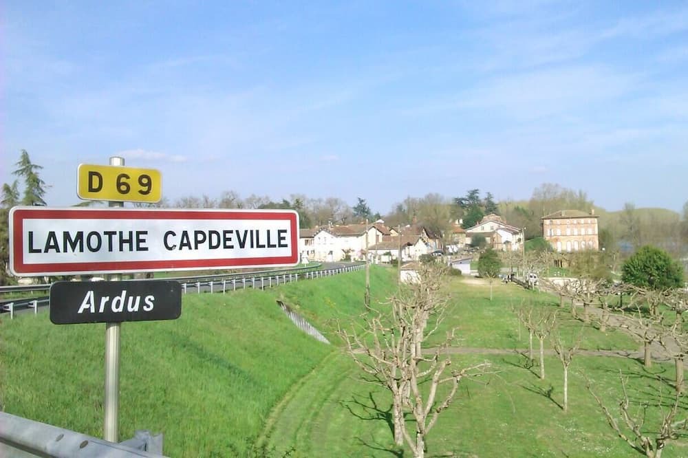 Photo of Others in Lamothe-Capdeville
