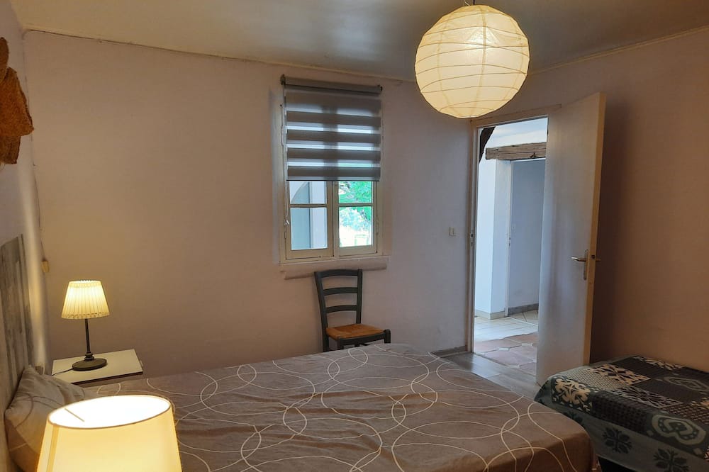 Photo of Bedroom in Lamothe-Capdeville
