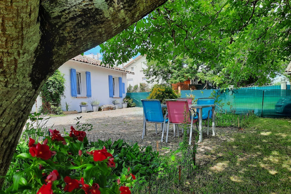 Photo of Outdoor in Lamothe-Capdeville