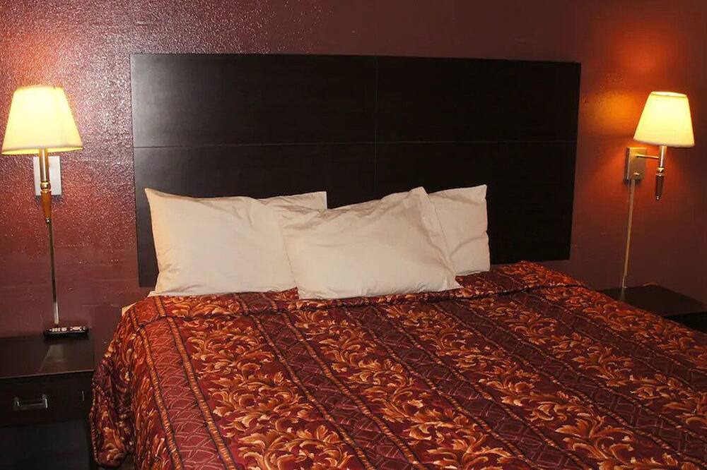 Photo of Bedroom in Waite Park