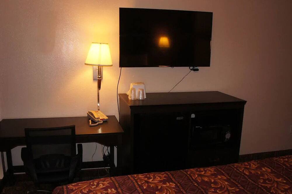 Photo of Bedroom in Waite Park