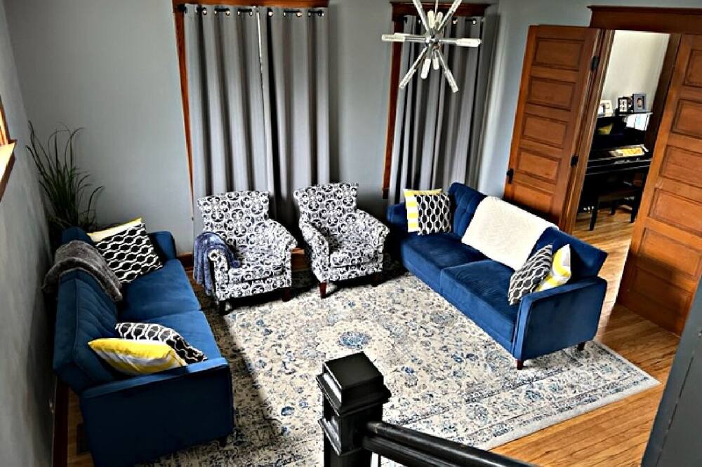 Photo of Livingroom in Muncie