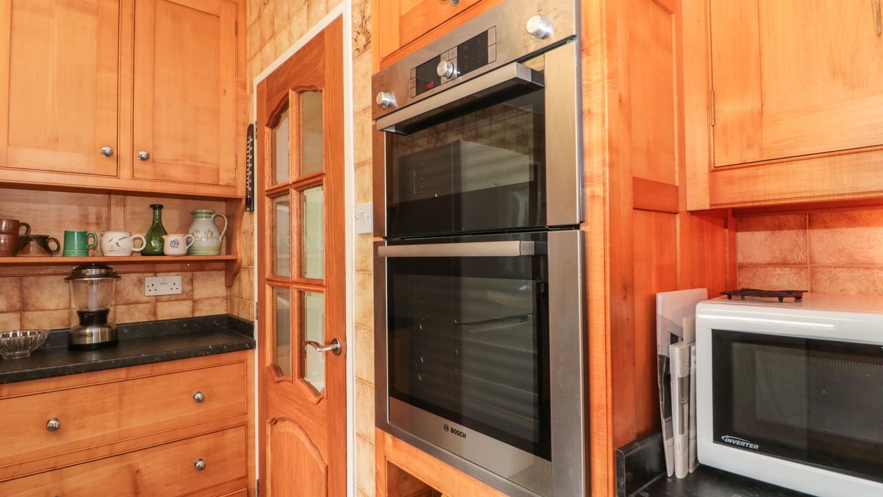 Photo of Kitchen in Plush