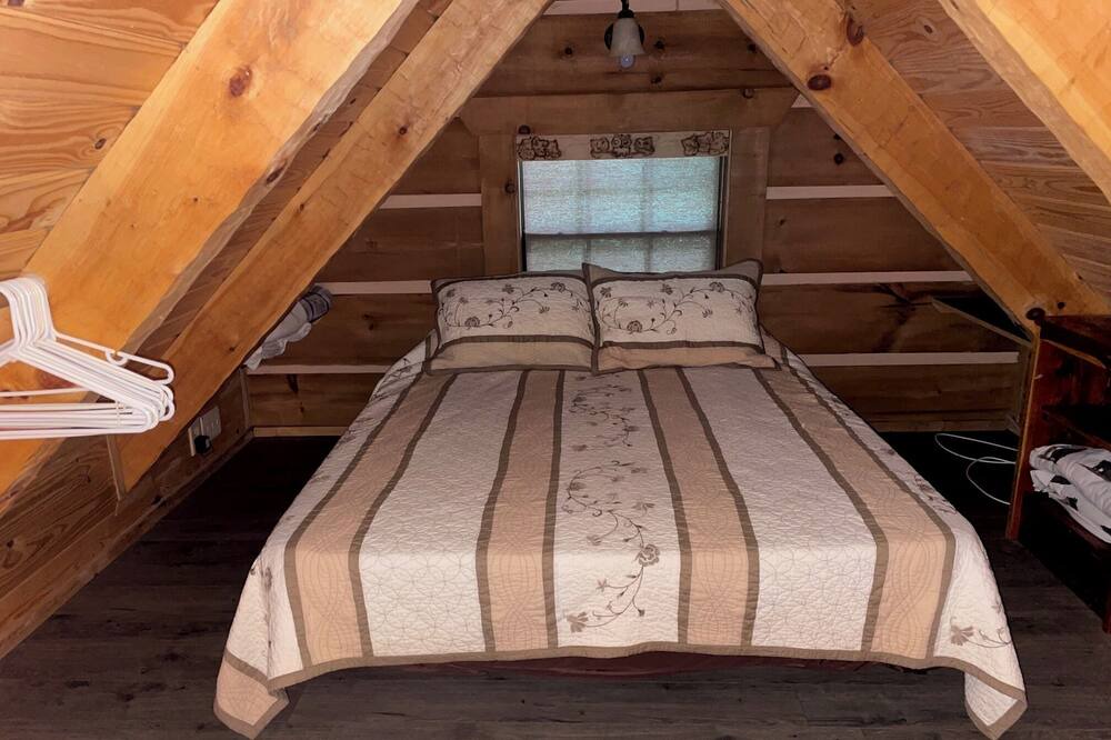 Photo of Bedroom in Bean Station