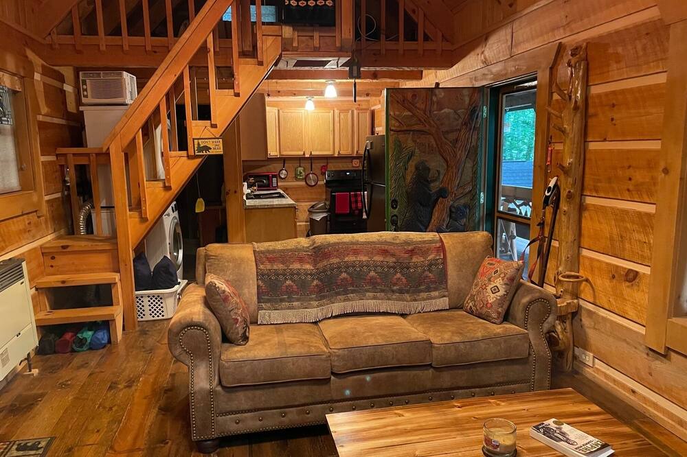 Photo of Livingroom in Bean Station