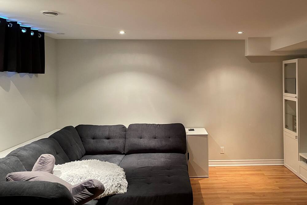 Photo of Livingroom in Laval