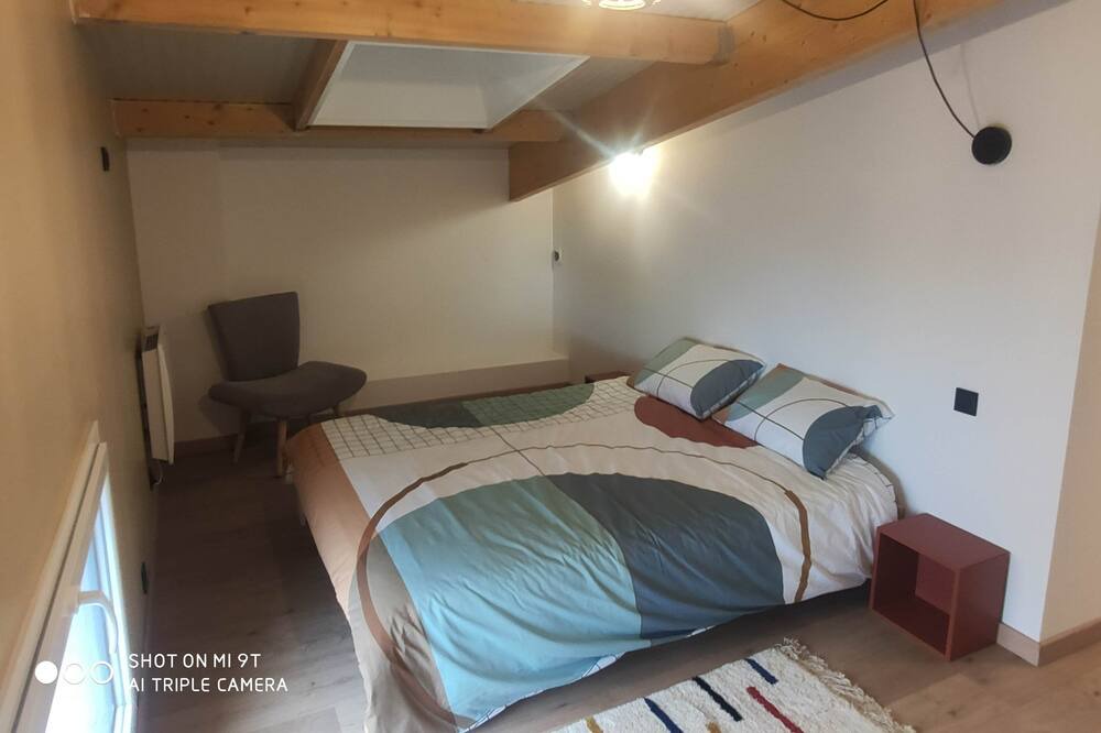 Photo of Bedroom in Tourlaville