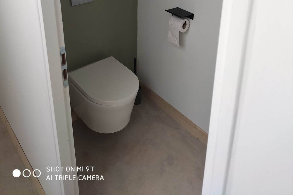 Photo of Bathroom in Tourlaville